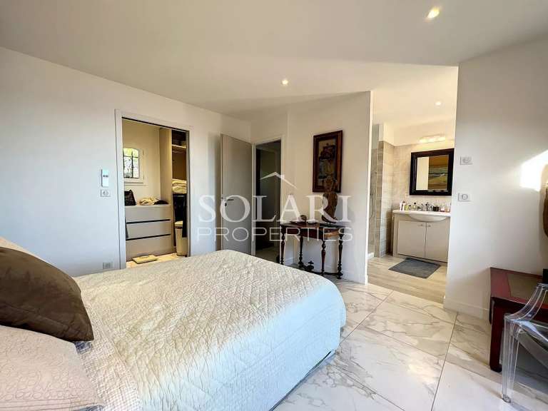 Villa with Sea view Théoule-sur-Mer - 5 bedrooms - 180m²