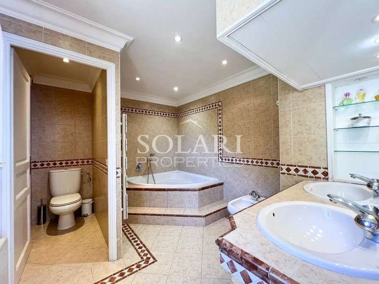 Villa with Sea view Théoule-sur-Mer - 4 bedrooms - 200m²