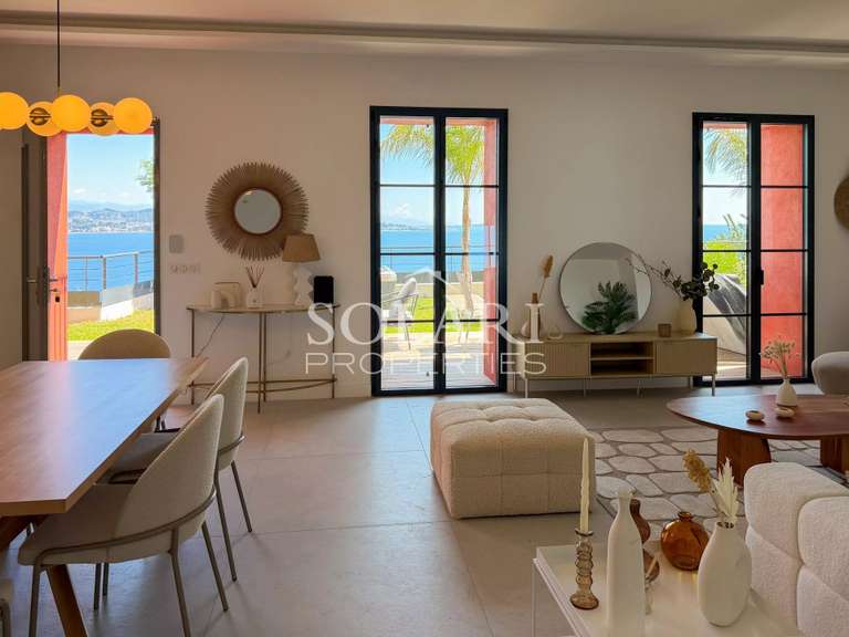Apartment with Sea view Théoule-sur-Mer - 3 bedrooms - 126m²