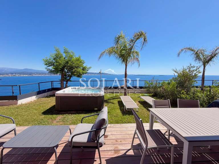 Apartment with Sea view Théoule-sur-Mer - 3 bedrooms - 126m²