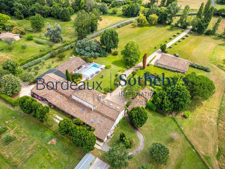 Castle Bordeaux - 11 bedrooms - 900m²