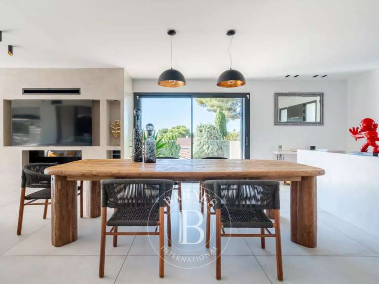 Maison Cassis - 5 chambres - 375m²