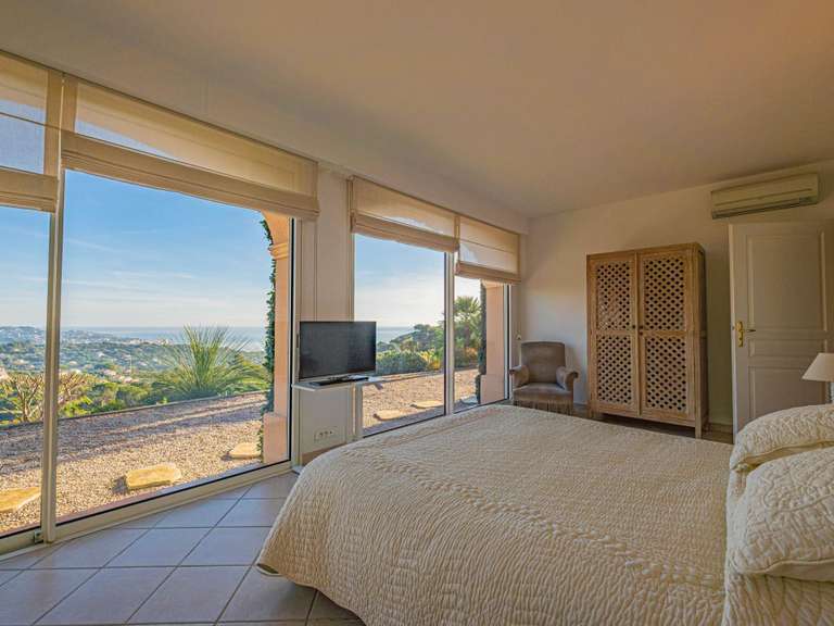 Villa avec Vue sur mer Sainte-Maxime - 5 chambres - 247m²