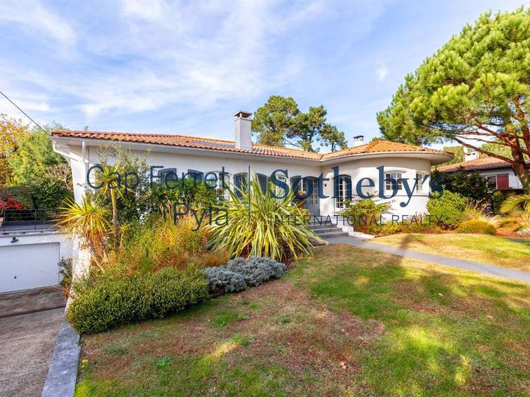 House Arcachon - 6 bedrooms - 207m²