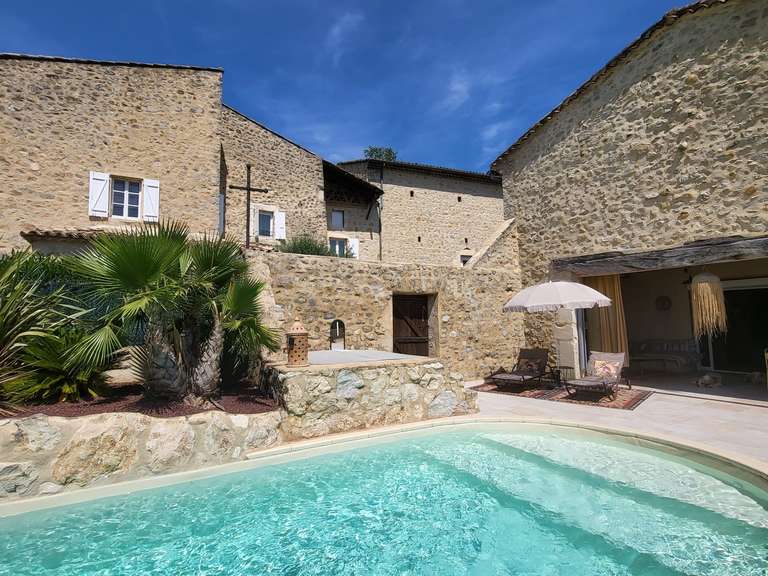 Maison Montélimar - 9 chambres - 700m²