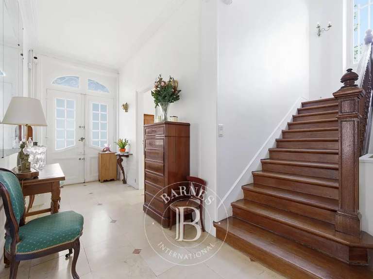 Maison Saint-Maur-des-Fossés - 7 chambres - 364m²