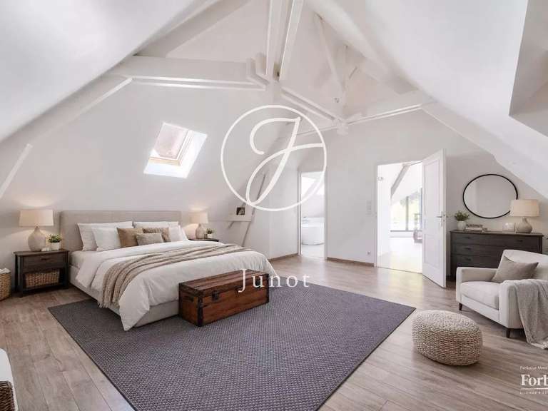Maison Verrières-le-Buisson - 6 chambres - 574m²