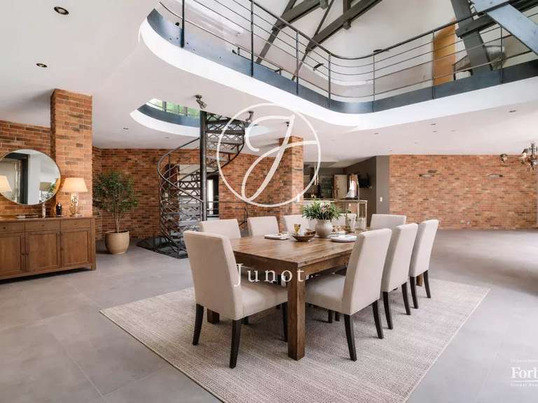 Maison Verrières-le-Buisson - 6 chambres - 574m²