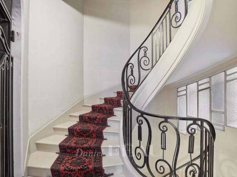 Apartment Paris 16e - 5 bedrooms - 183m²
