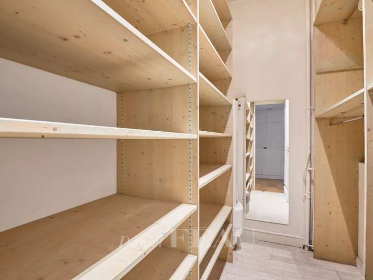 Apartment Paris 16e - 5 bedrooms - 183m²