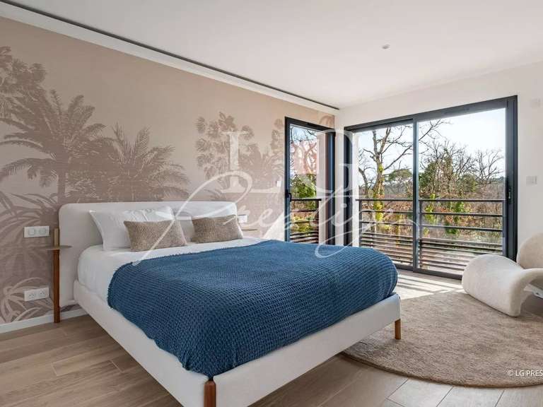 Villa Tourrettes - 4 bedrooms - 240m²