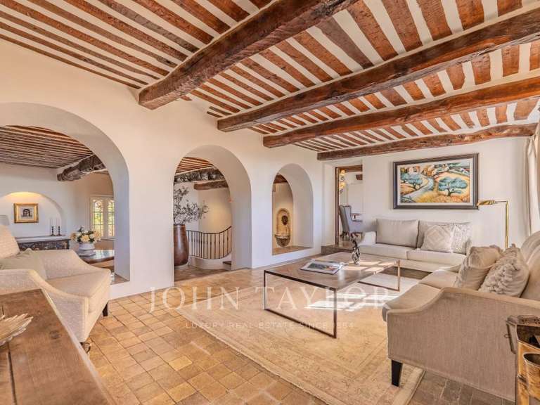 Maison Châteauneuf-Grasse - 6 chambres - 386m²
