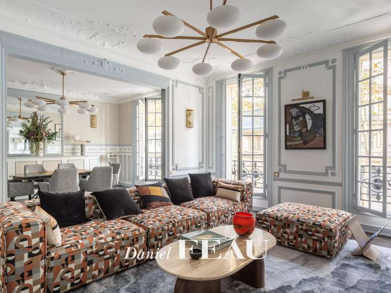 Appartement Paris 7e - 4 chambres - 150m²
