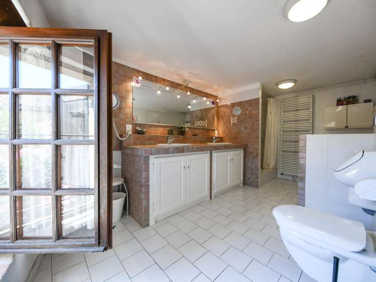 House Uzès - 6 bedrooms - 300m²