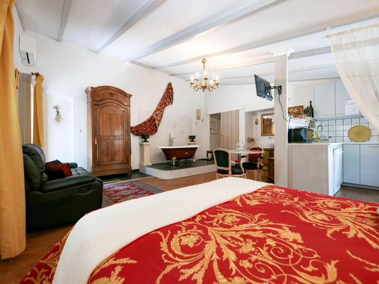 Propriété Uzès - 4 chambres - 708m²