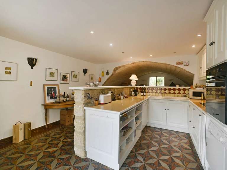 House Uzès - 7 bedrooms - 379m²