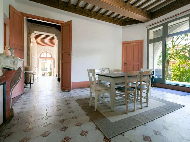 Maison Uzès - 3 chambres - 257m²