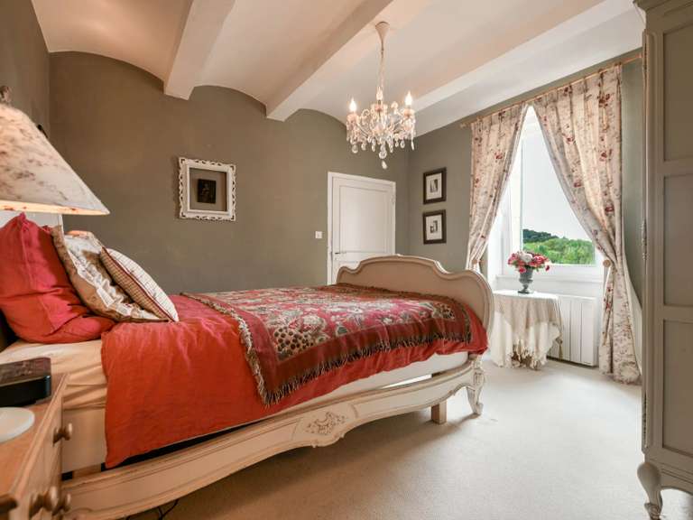 Maison Uzès - 4 chambres - 222m²