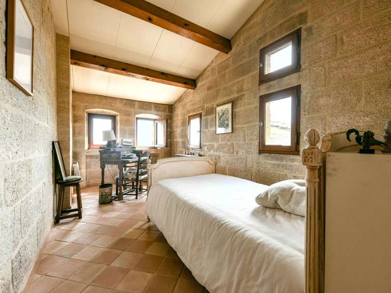 Propriété Uzès - 3 chambres - 250m²