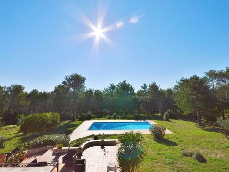 Propriété Nîmes - 6 chambres - 260m²