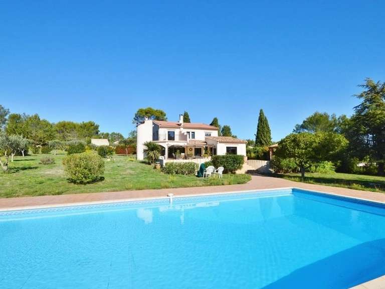 Propriété Nîmes - 6 chambres - 260m²