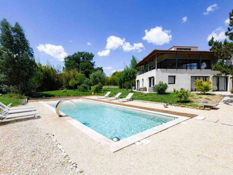 Propriété Uzès - 3 chambres - 203m²