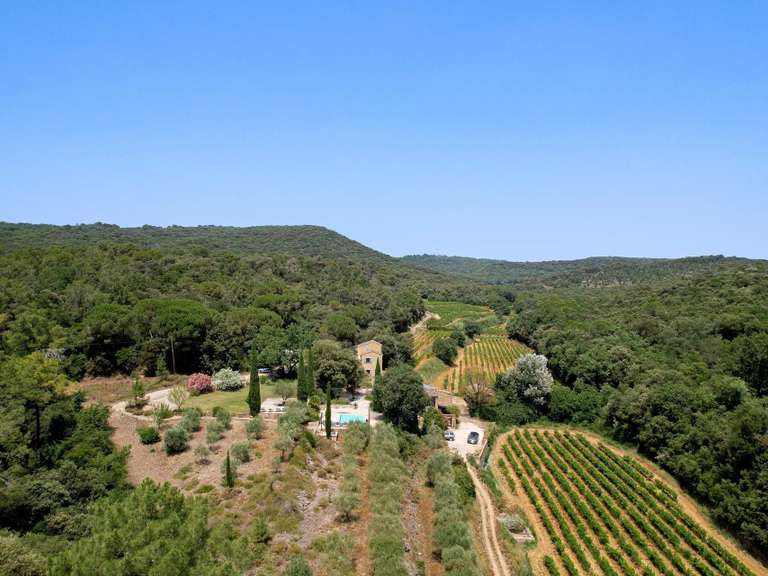 Propriété Uzès - 8 chambres - 522m²