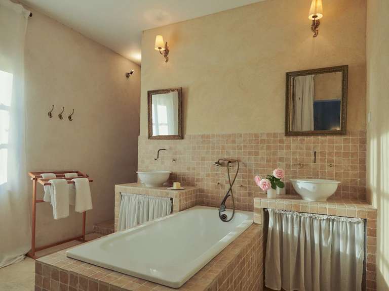 Maison Uzès - 11 chambres - 472m²