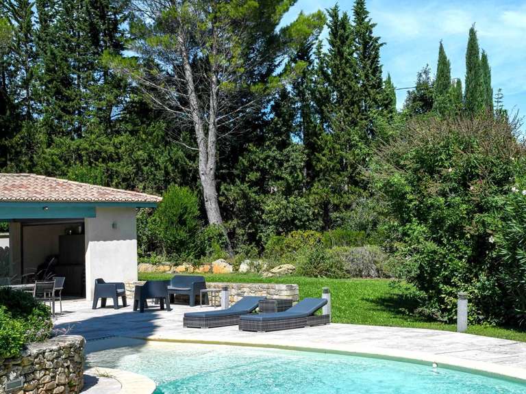 Propriété Uzès - 6 chambres - 168m²