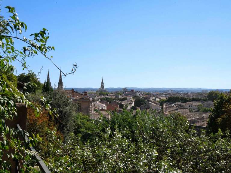 Propriété Nîmes - 3 chambres - 403m²