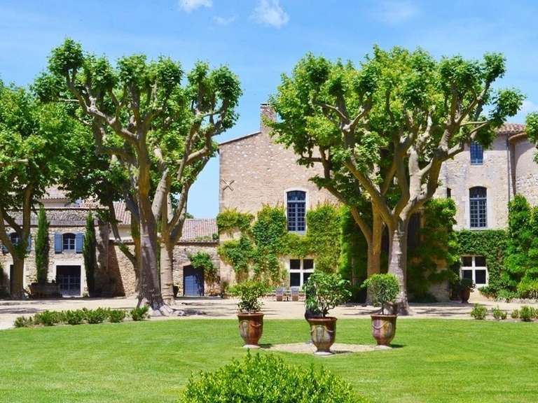 Castle Uzès - 10 bedrooms - 1009m²