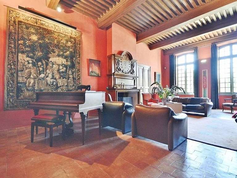 Castle Uzès - 10 bedrooms - 1009m²