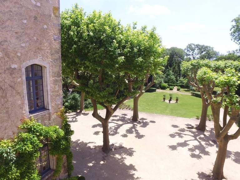 Castle Uzès - 10 bedrooms - 1009m²