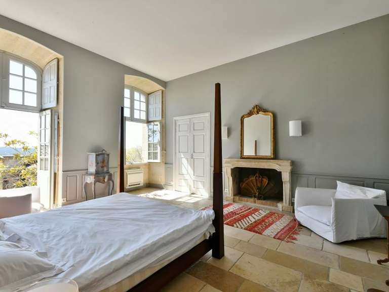 Château Uzès - 9 chambres - 1368m²