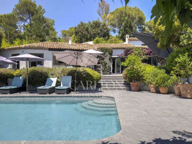 Villa Mougins - 5 chambres - 277m²