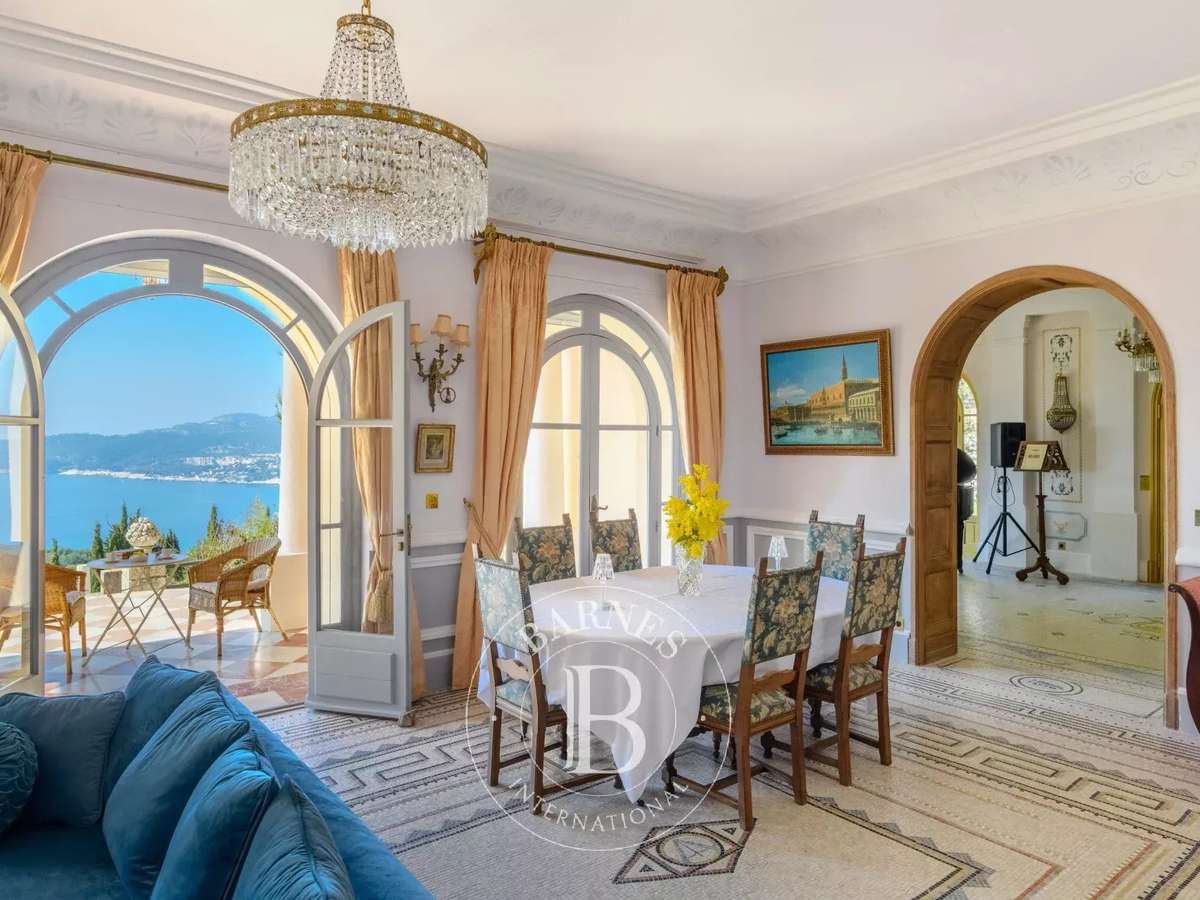 House Cassis