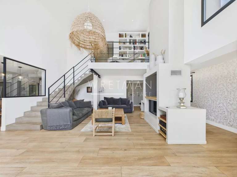 Maison Roquefort-les-Pins - 439m²