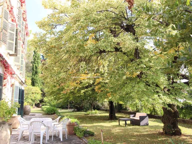 Maison Grasse - 8 chambres - 300m²