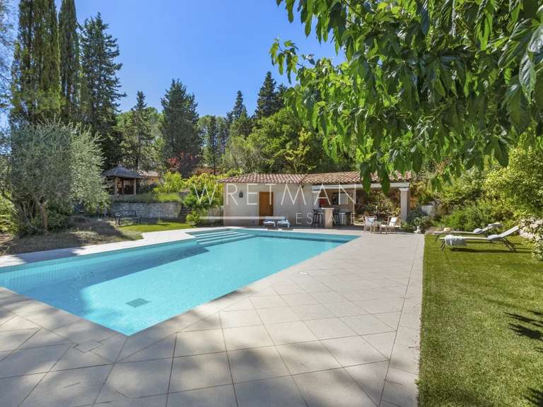 Villa Valbonne - 4 bedrooms - 166m²