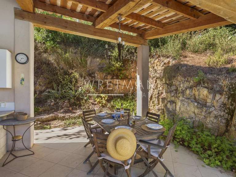 Villa Valbonne - 4 bedrooms - 166m²