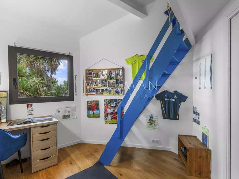 Maison Grasse - 4 chambres - 214m²