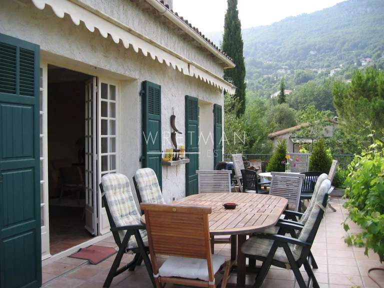 Maison Le Bar-sur-Loup - 3 chambres - 165m²