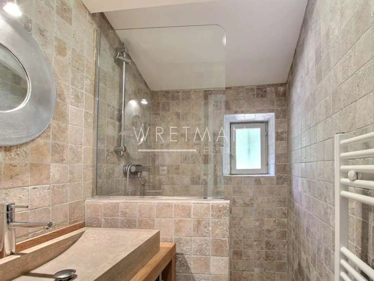 House Seillans - 4 bedrooms - 194m²