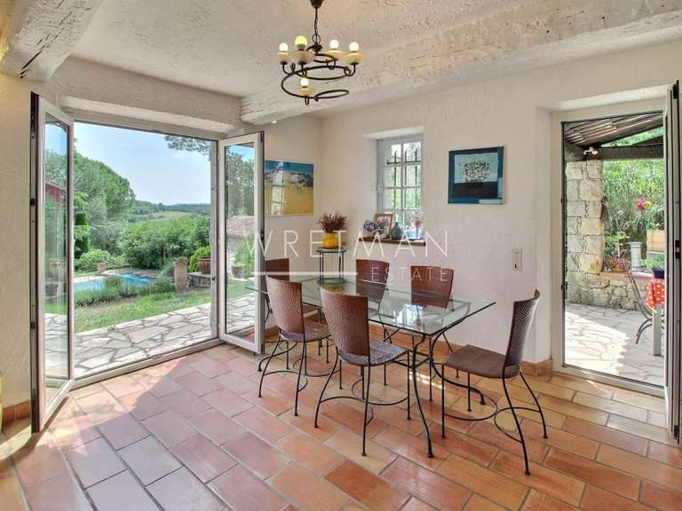Villa Saint-Paul-en-Forêt - 3 chambres - 177m²