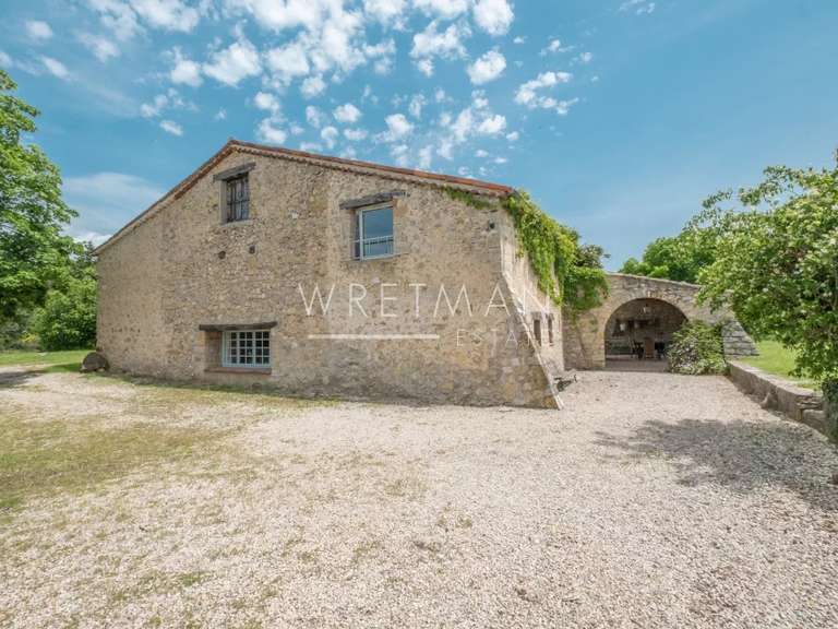 Villa Tourrettes - 6 bedrooms - 257m²