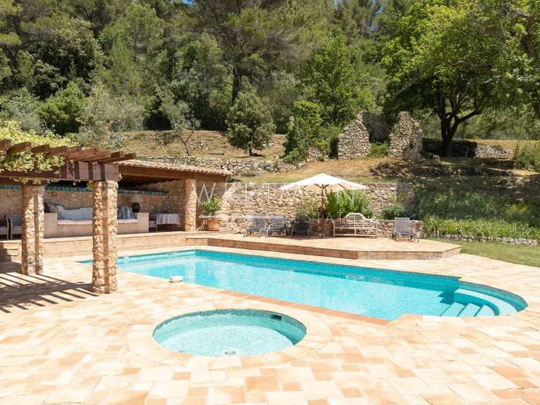 Propriété Fayence - 7 chambres - 355m²