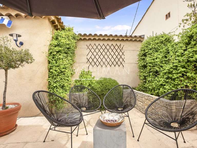 Villa Draguignan - 5 chambres - 281m²