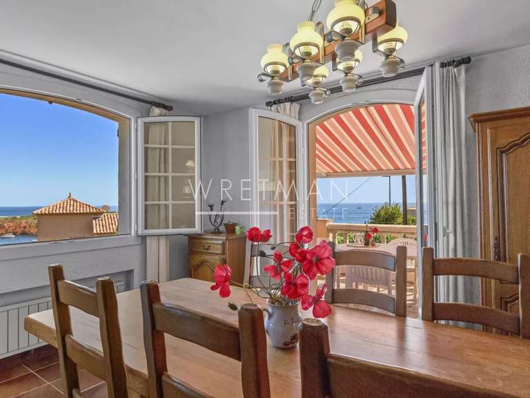 Villa with Sea view Saint-Raphaël - 5 bedrooms - 212m²
