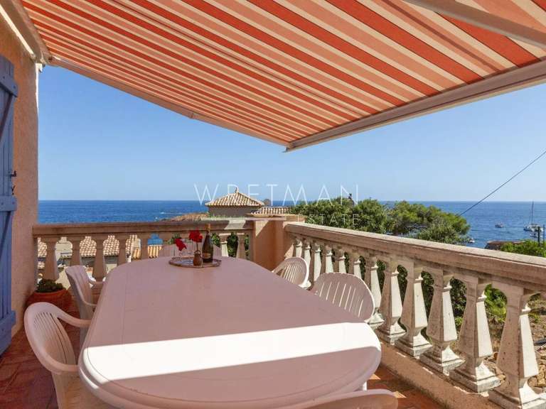 Villa with Sea view Saint-Raphaël - 5 bedrooms - 212m²