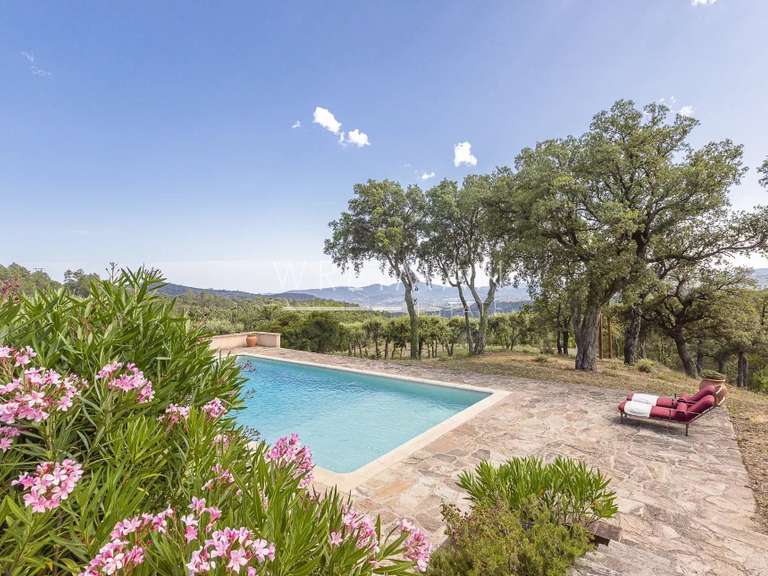 Villa La Garde-Freinet - 4 chambres - 210m²